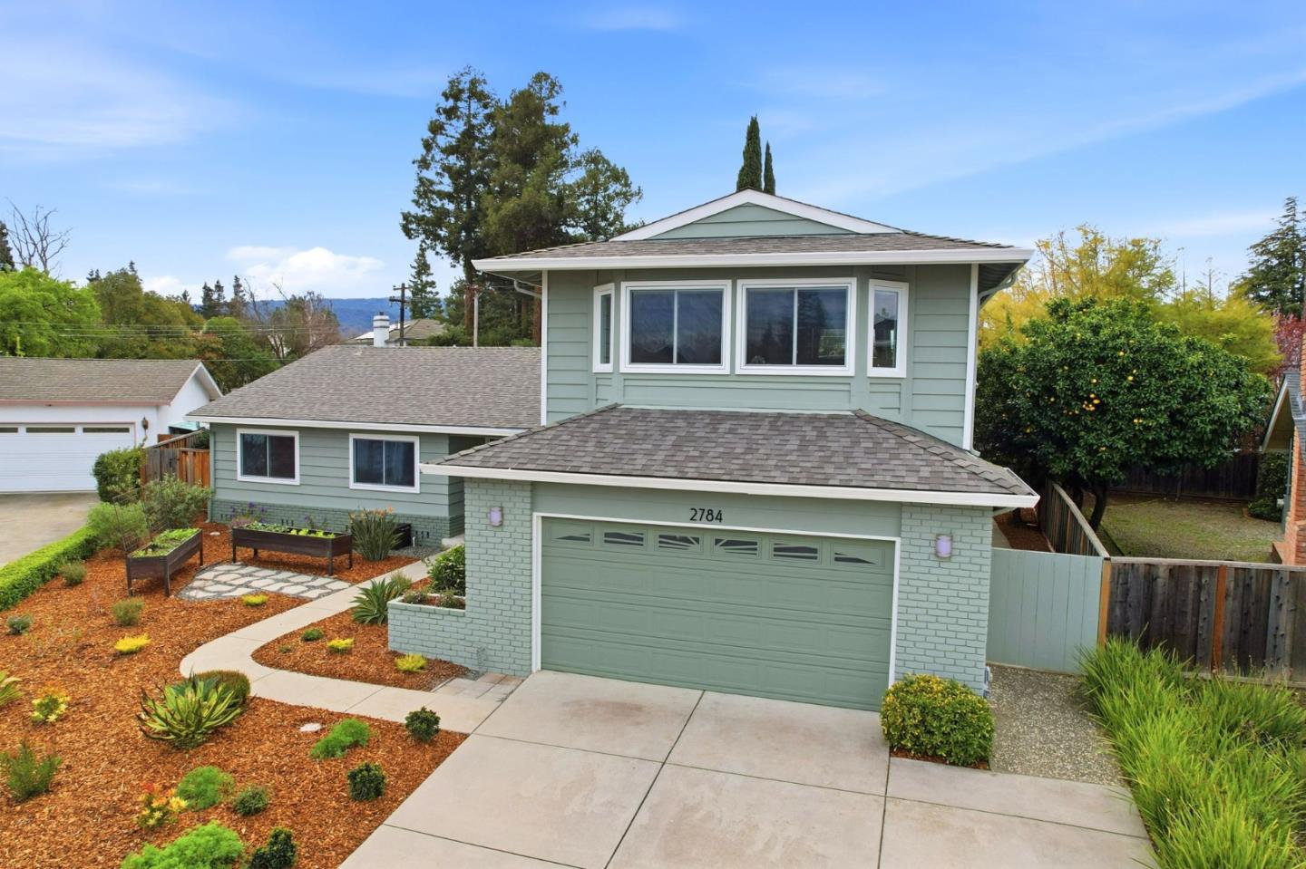 2784 Doverton Square