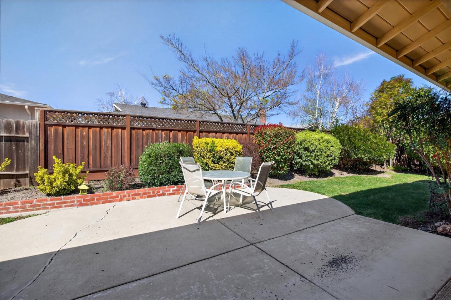 9049 Craydon Circle