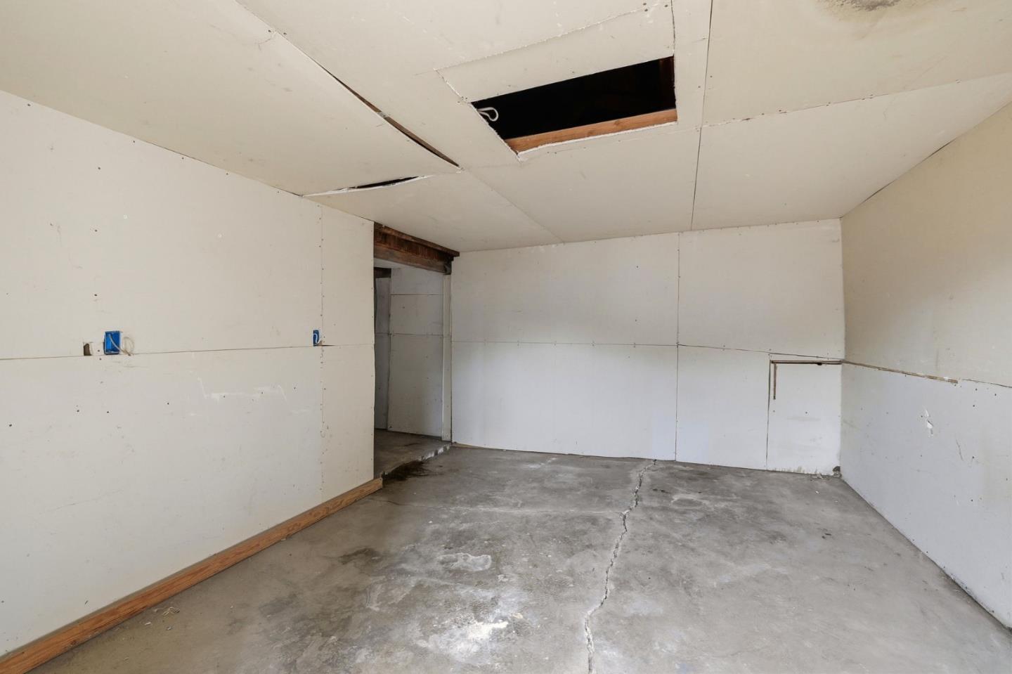 287 North 10th Street