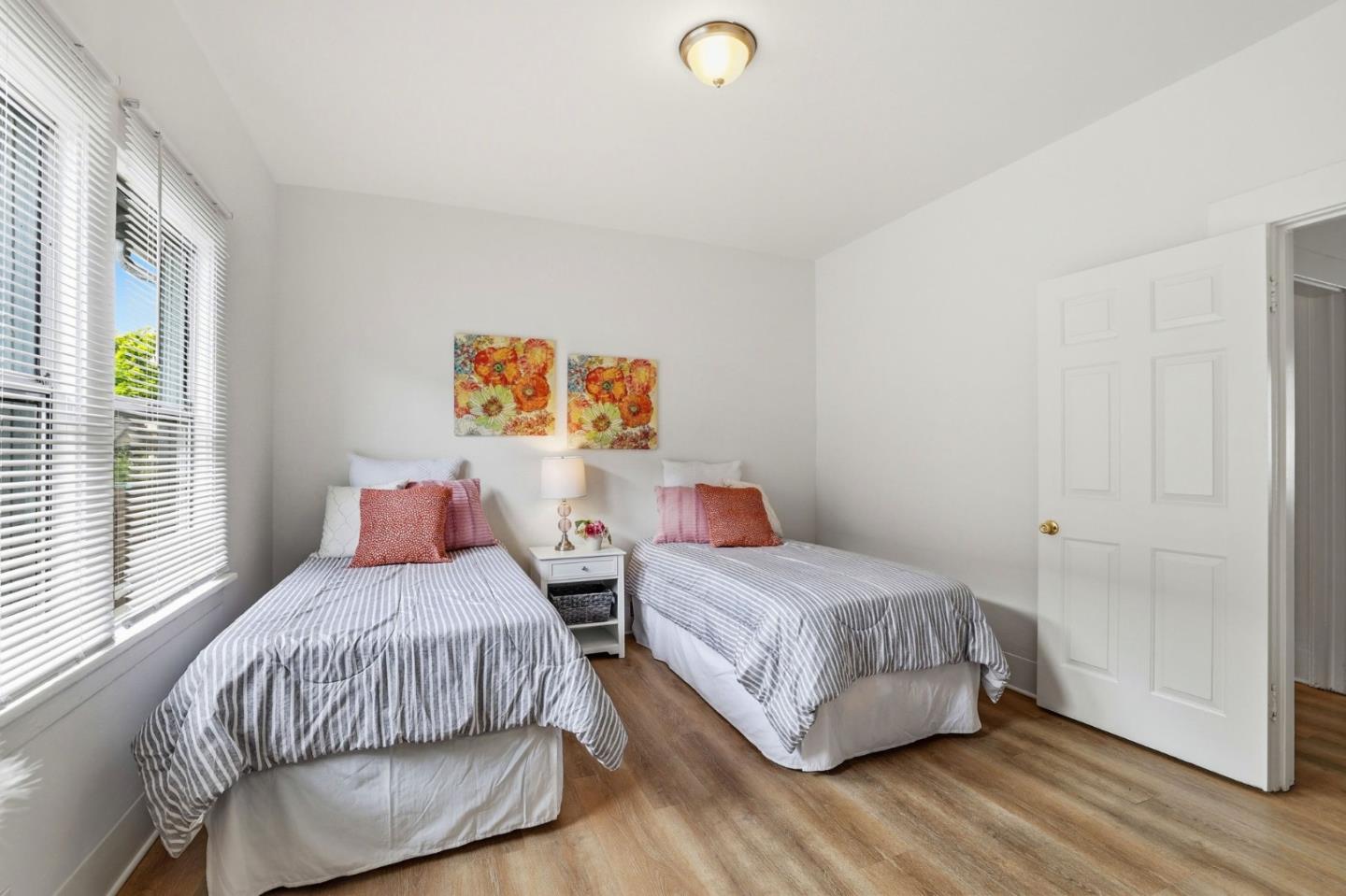 287 North 10th Street