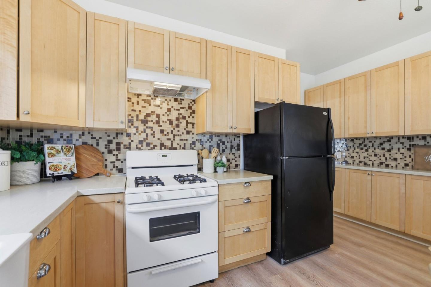 287 North 10th Street