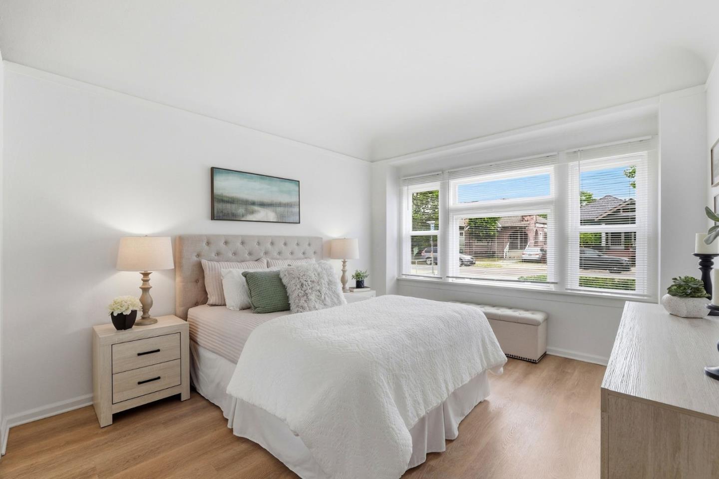 287 North 10th Street
