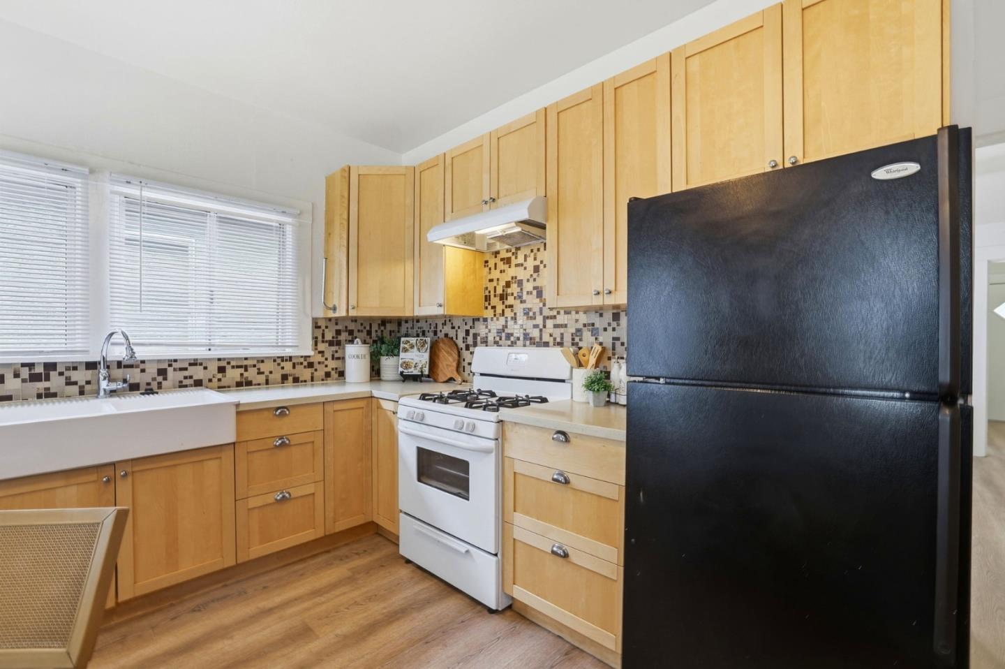 287 North 10th Street