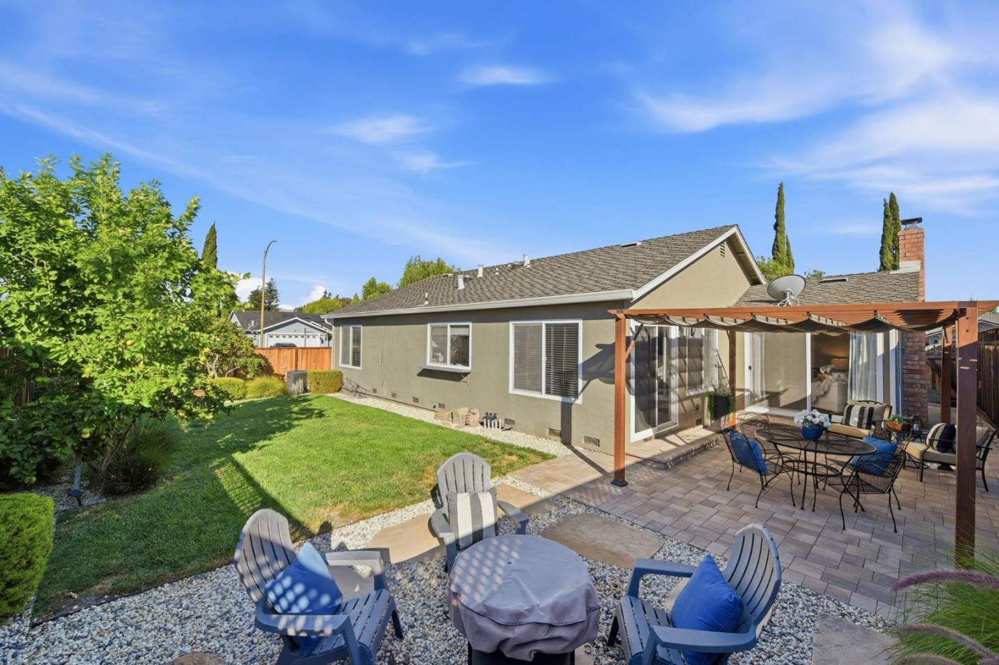 763 Stardust LN