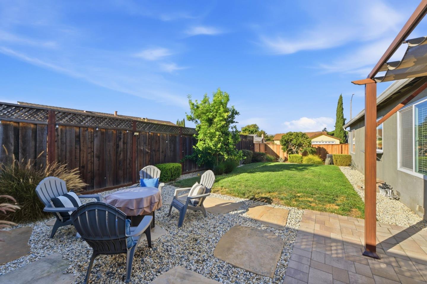 763 Stardust LN