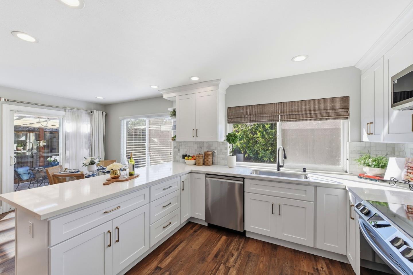 763 Stardust LN