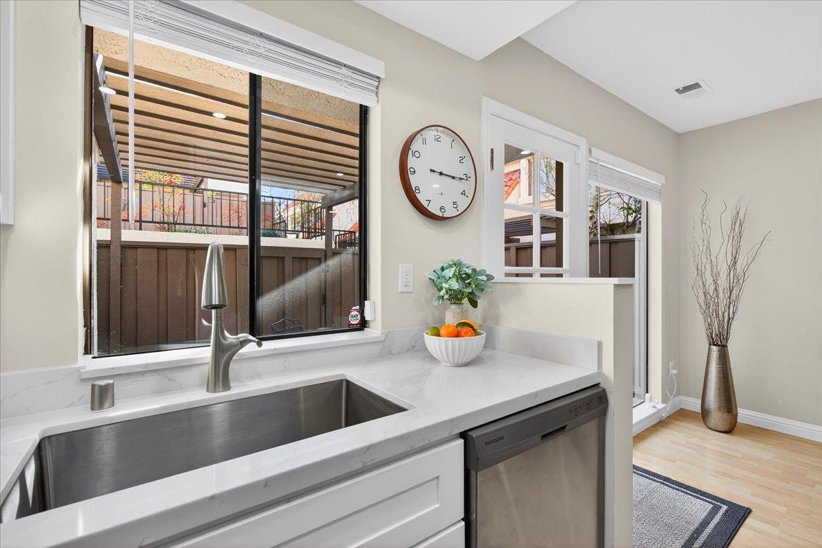582 Pimlico Court