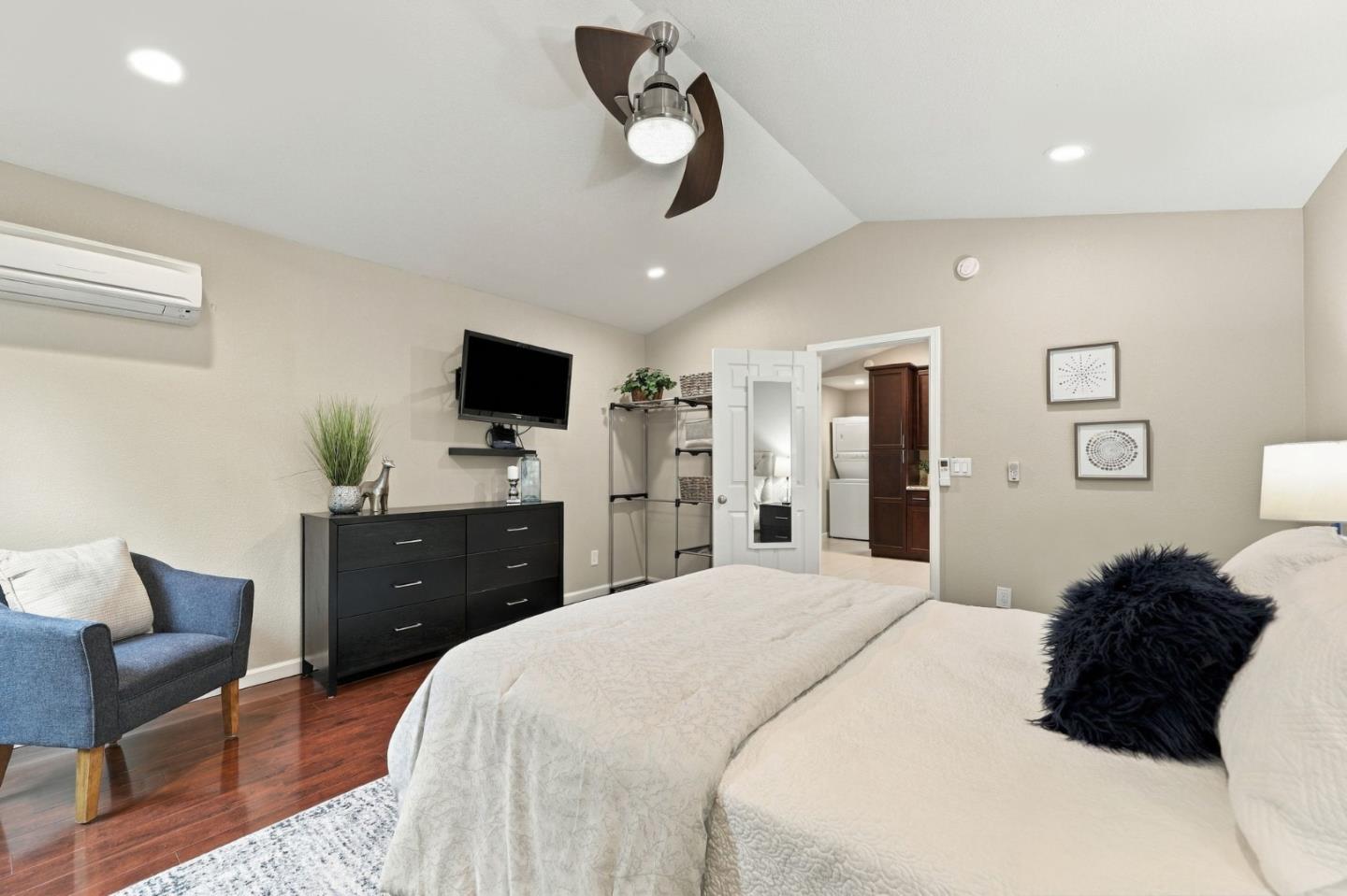 136 Pleasant Ridge AVE