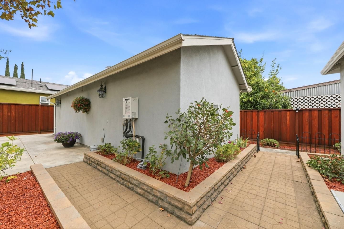 136 Pleasant Ridge AVE