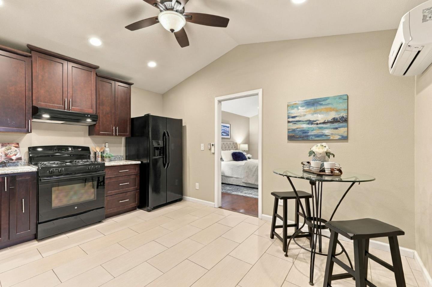 136 Pleasant Ridge AVE