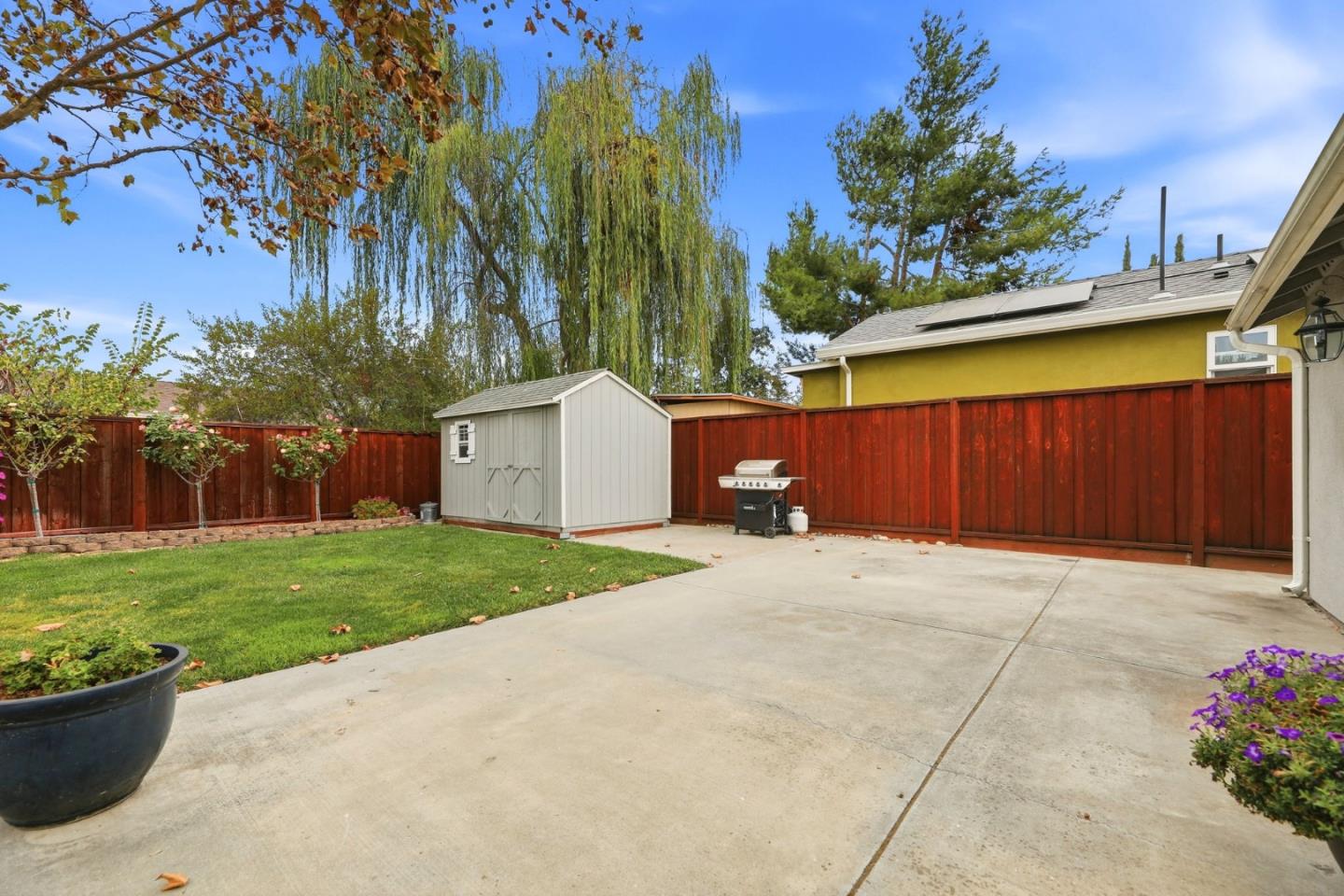 136 Pleasant Ridge AVE
