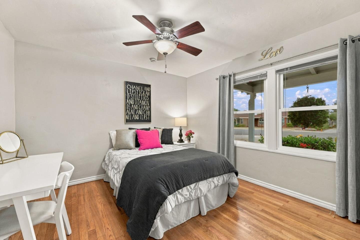 136 Pleasant Ridge AVE