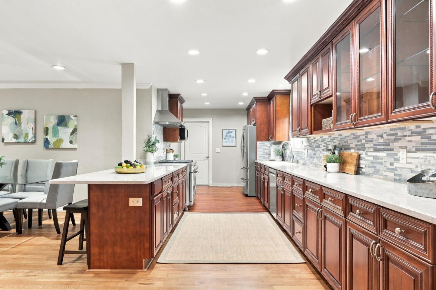 136 Pleasant Ridge AVE