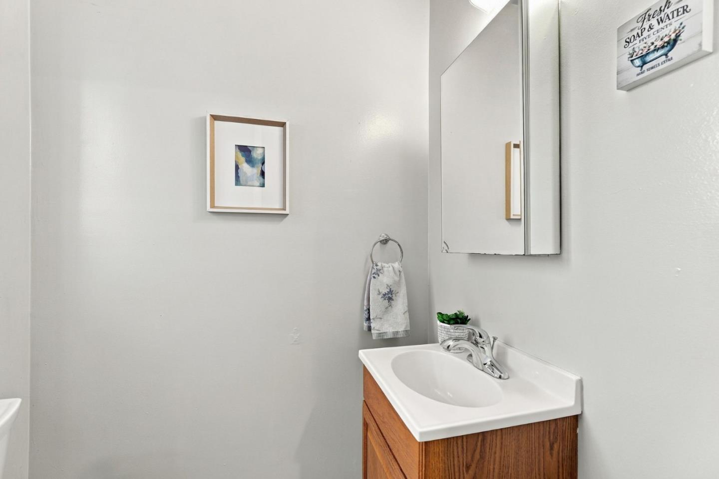 136 Pleasant Ridge AVE