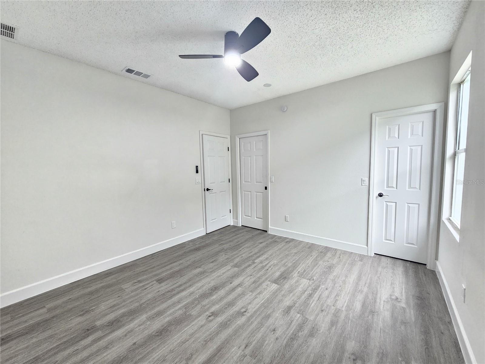217 SIGMUND LOOP