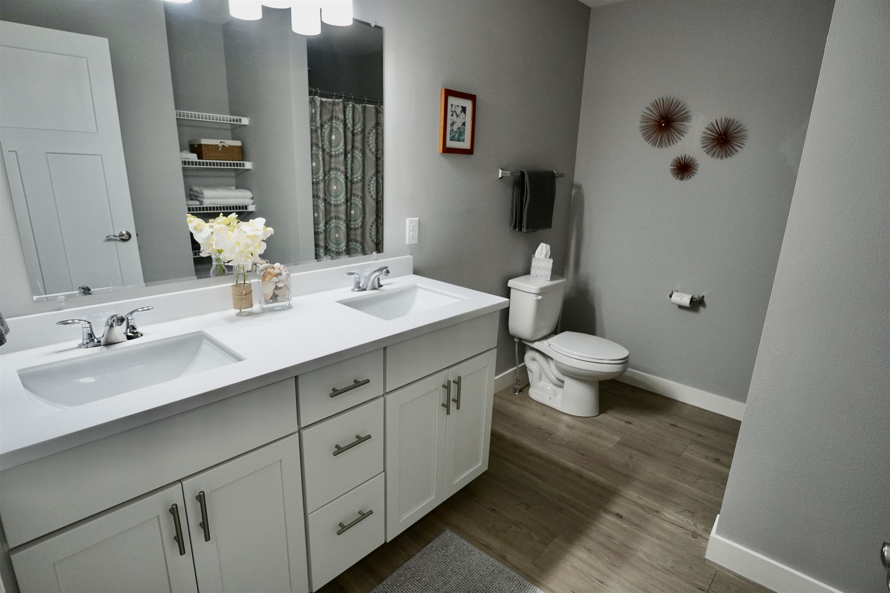 1705 N Windsor Avenue