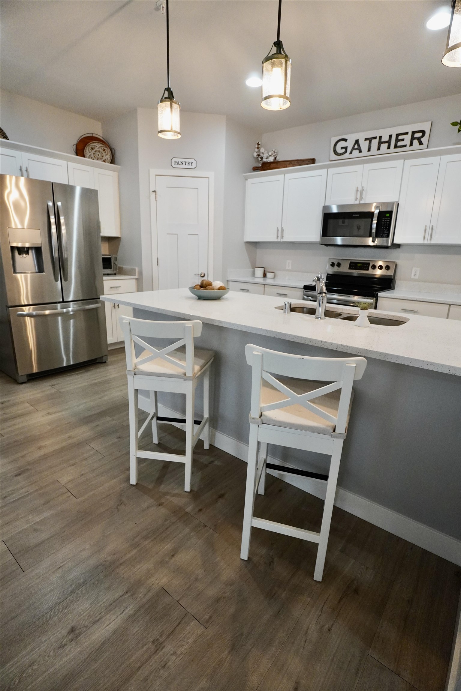 1705 N Windsor Avenue