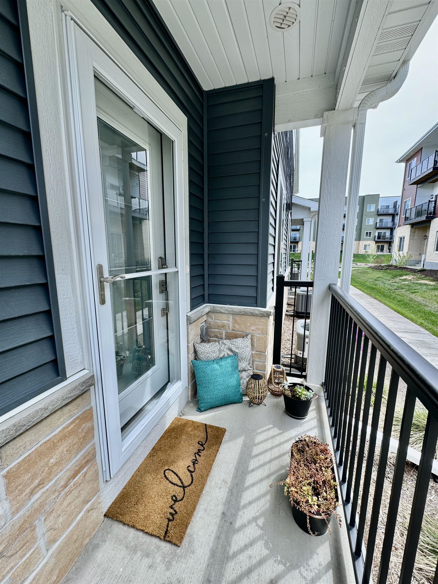 1705 N Windsor Avenue