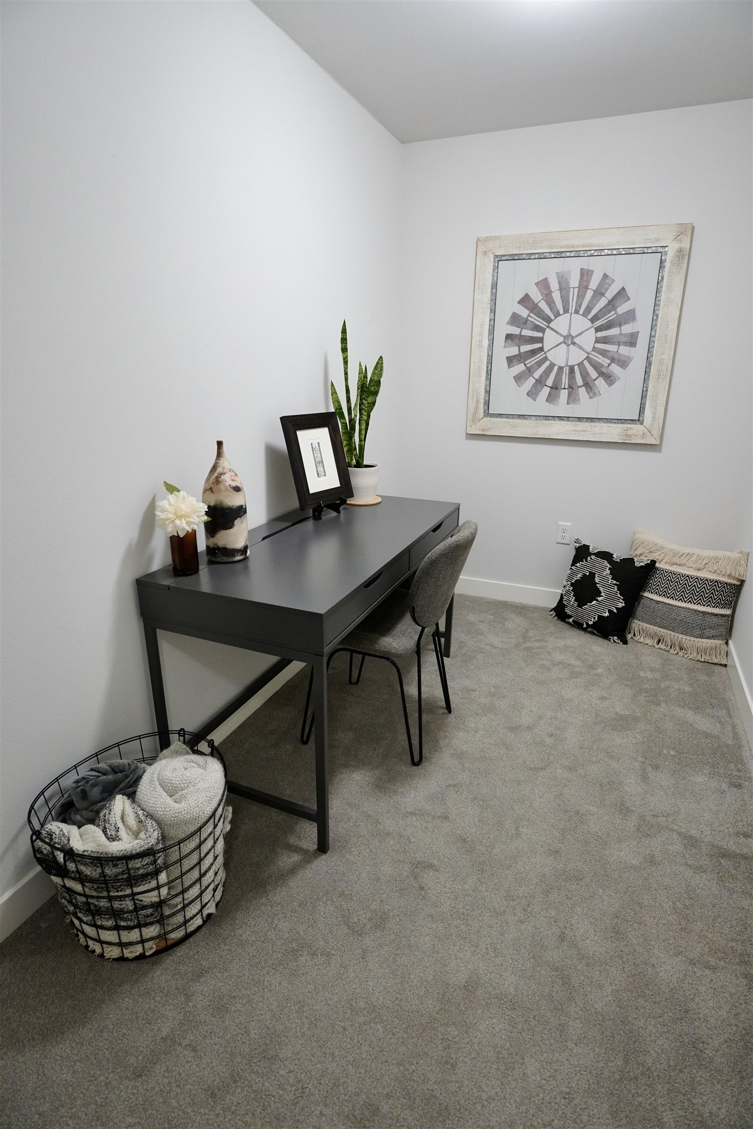 1705 N Windsor Avenue