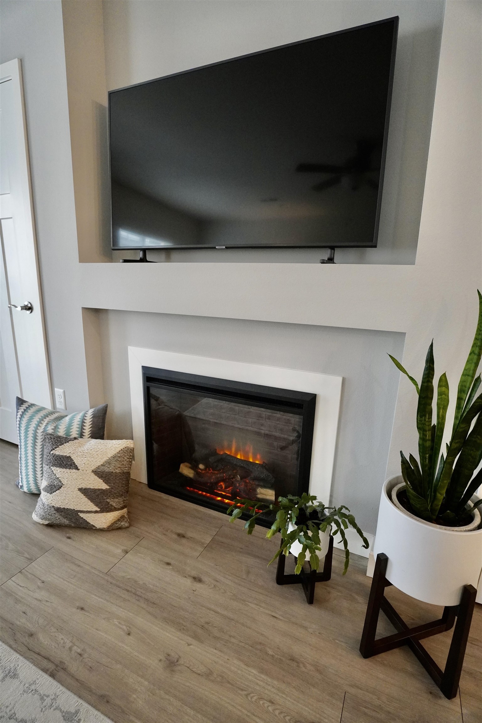 1705 N Windsor Avenue