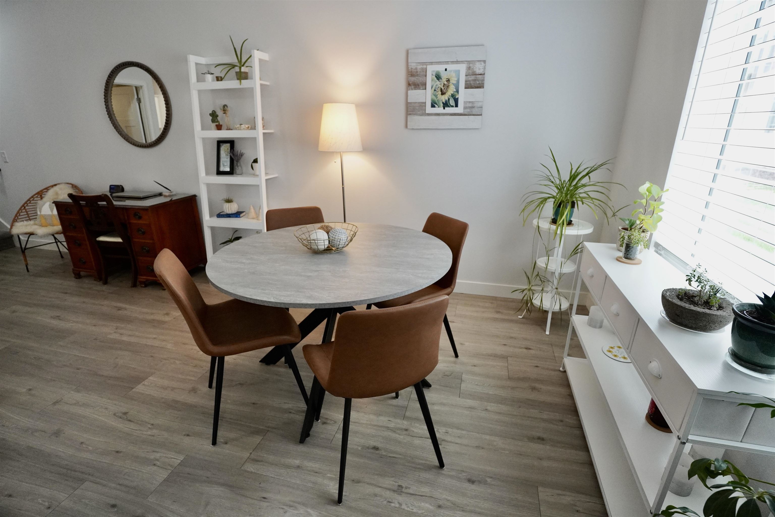 1705 N Windsor Avenue