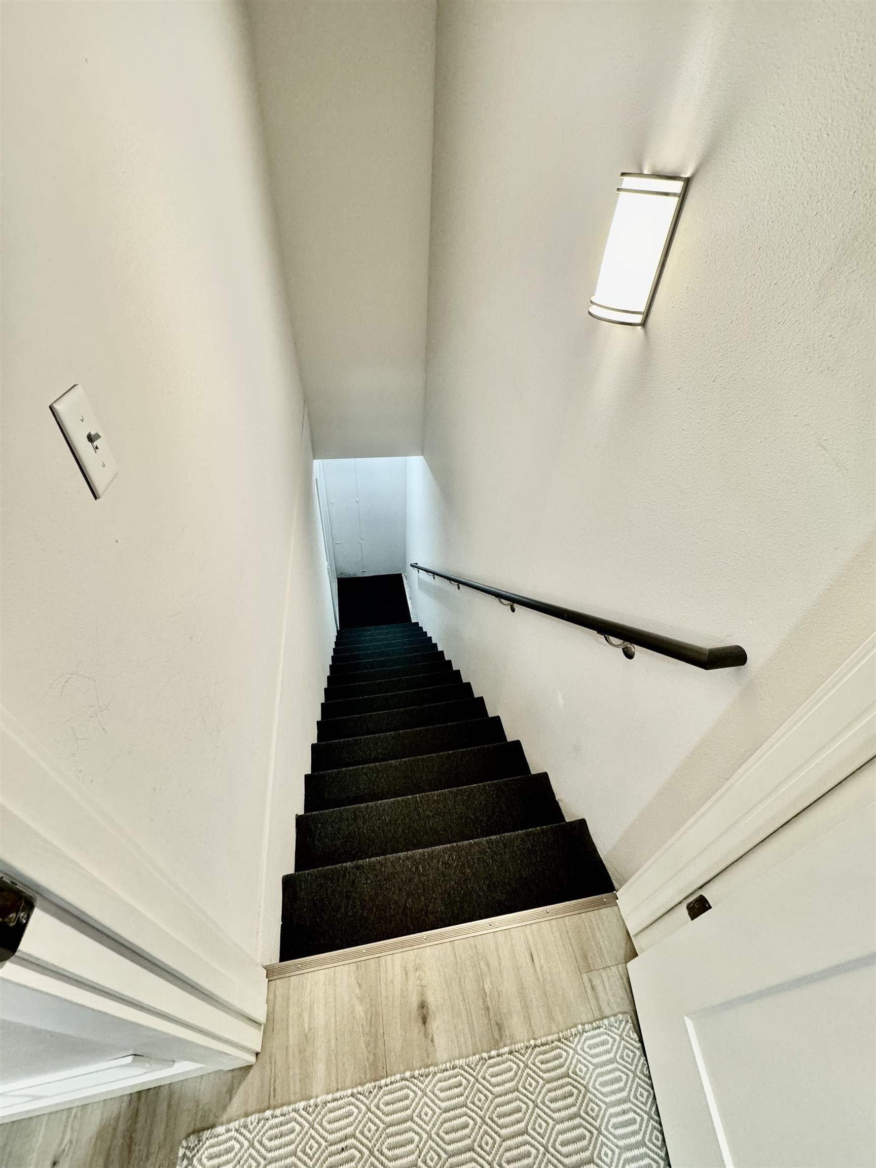 1705 N Windsor Avenue