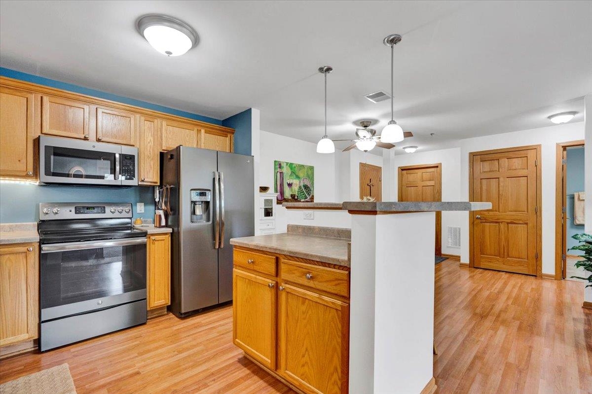 2581 Smith's Crossing Unit: 205