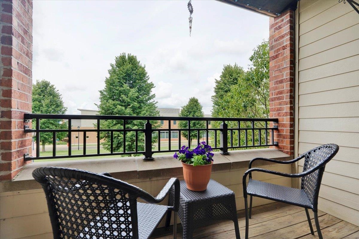 2581 Smith's Crossing Unit: 205