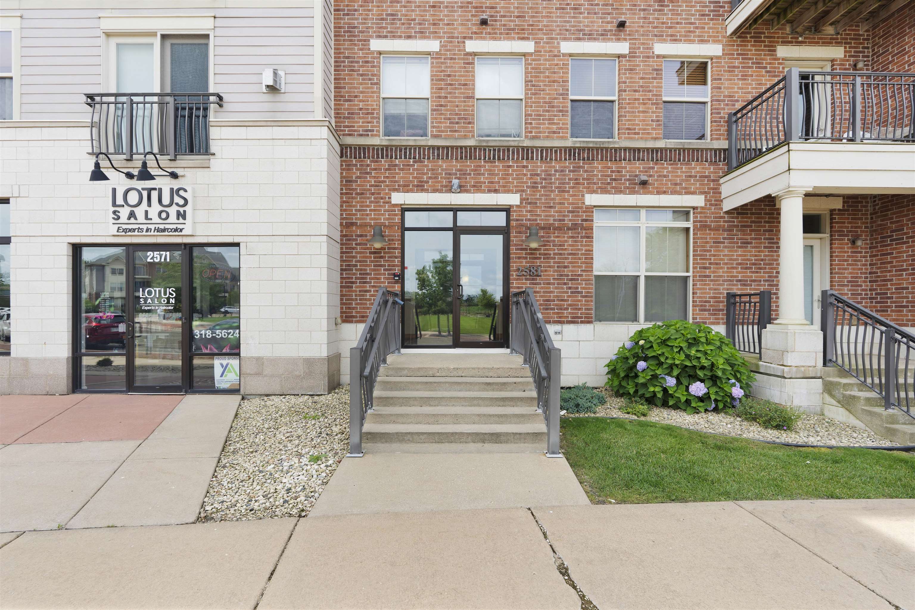 2581 Smith's Crossing Unit: 205