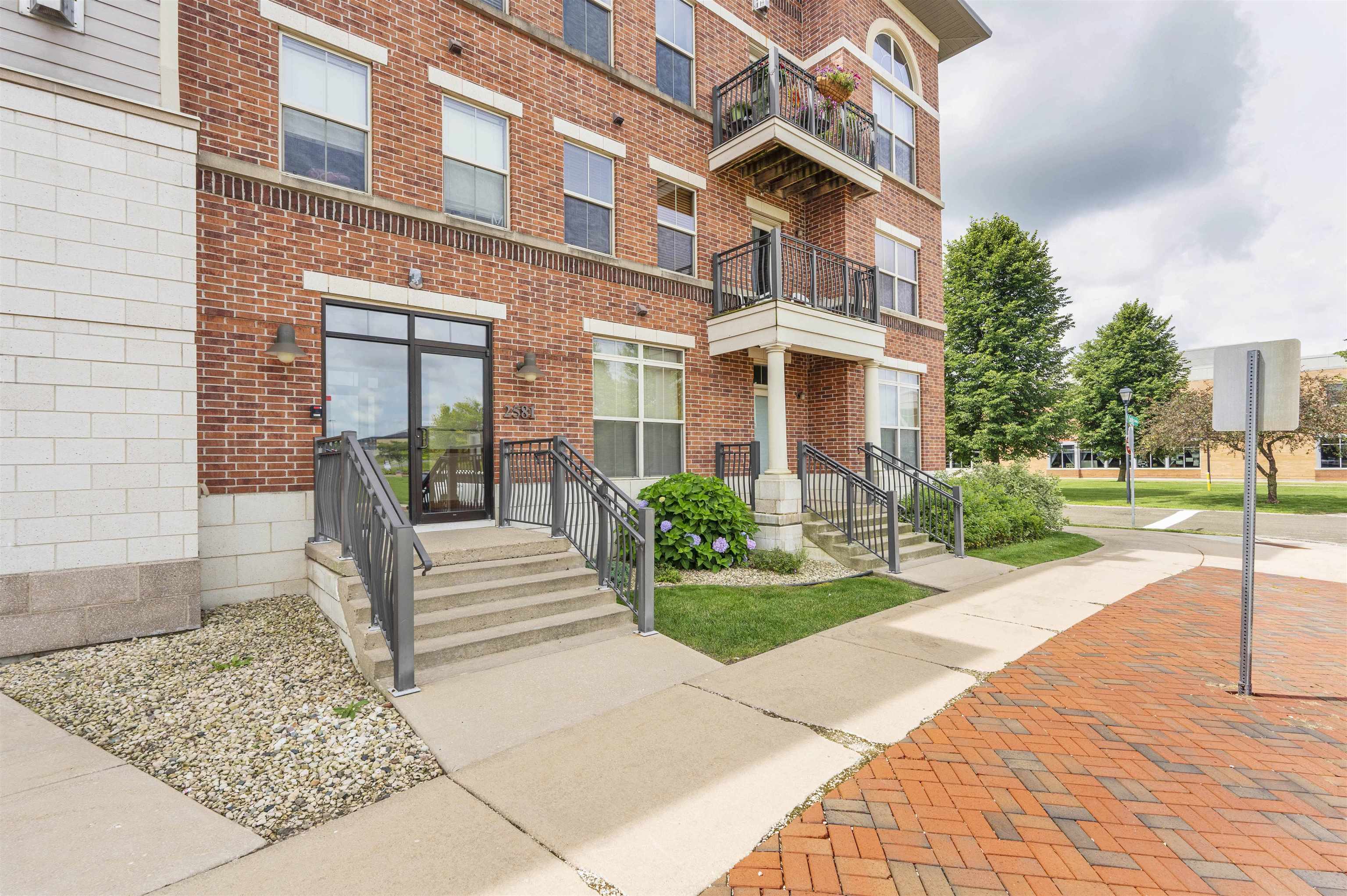 2581 Smith's Crossing Unit: 205