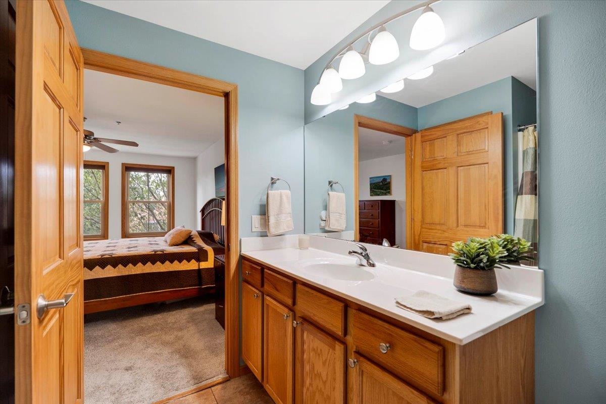 2581 Smith's Crossing Unit: 205