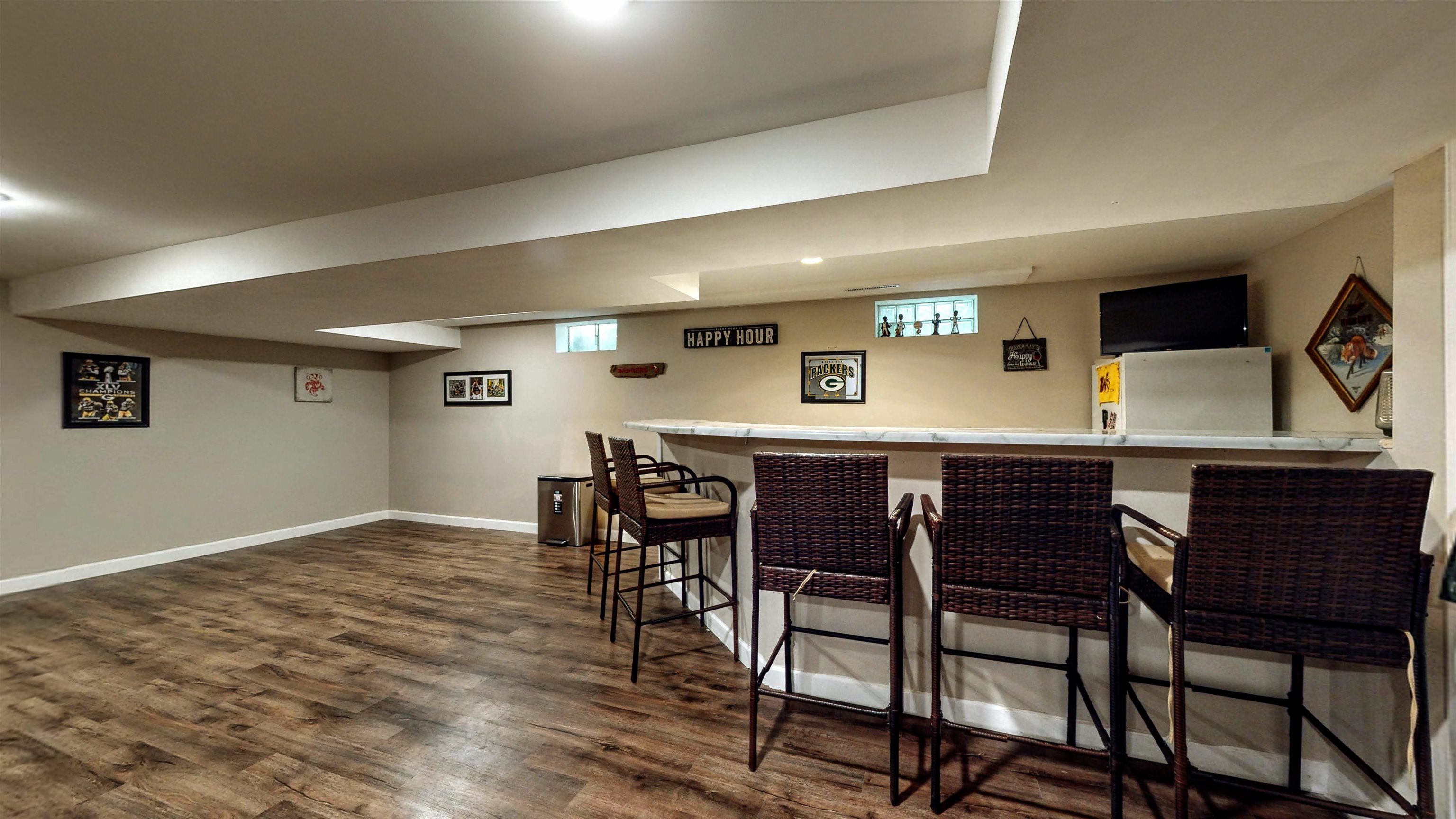 460 Streator Lane