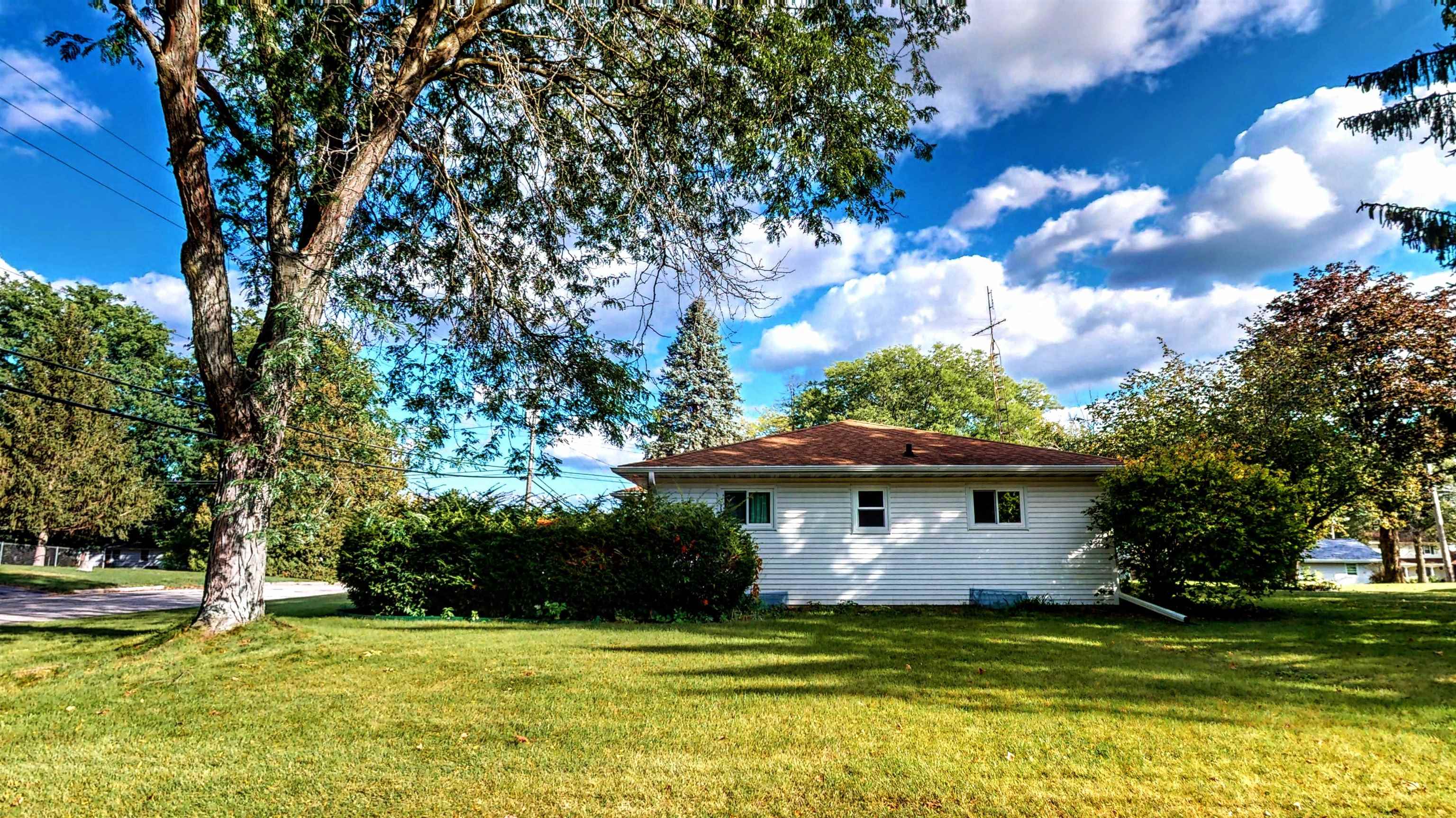460 Streator Lane