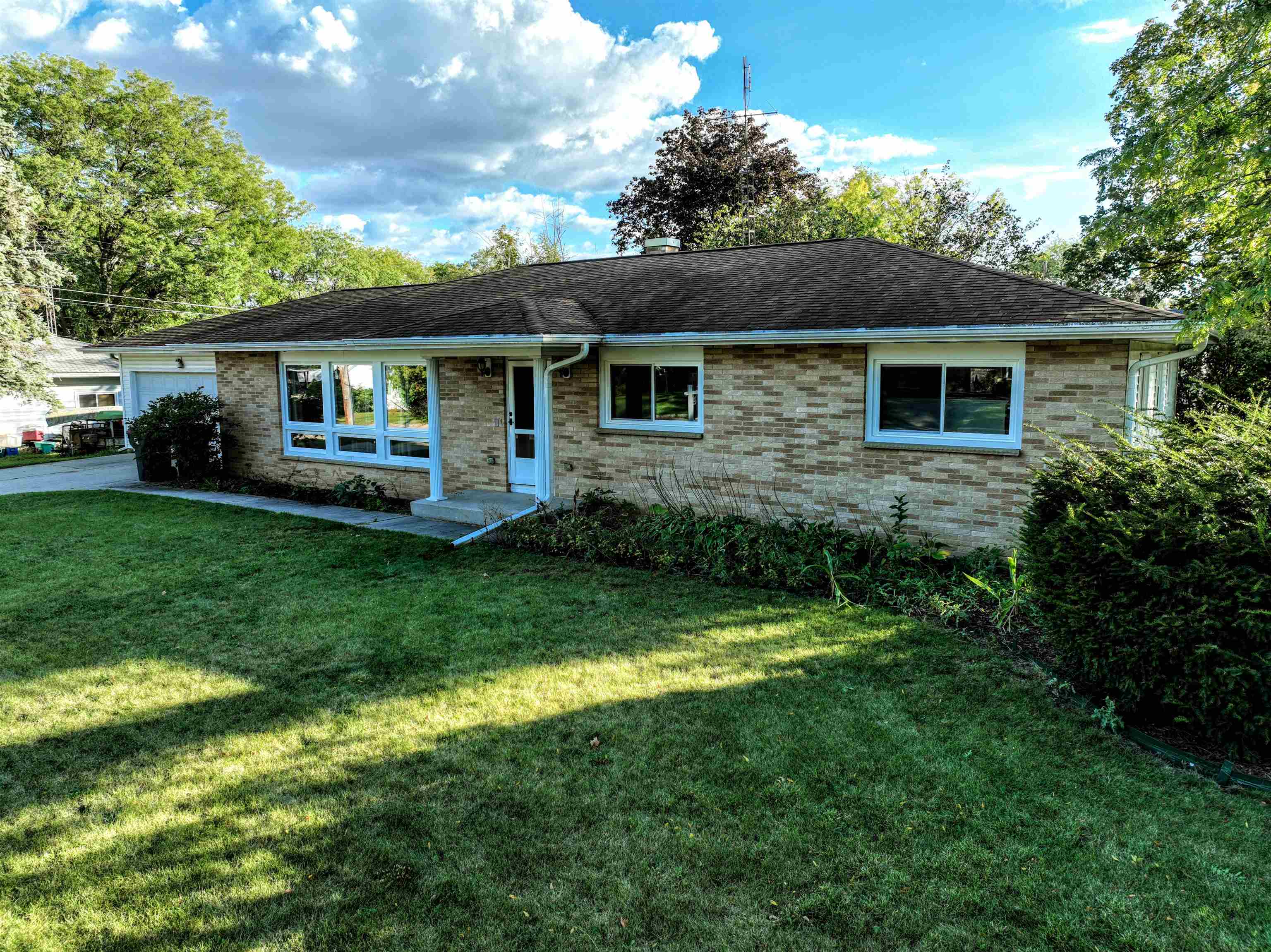 460 Streator Lane