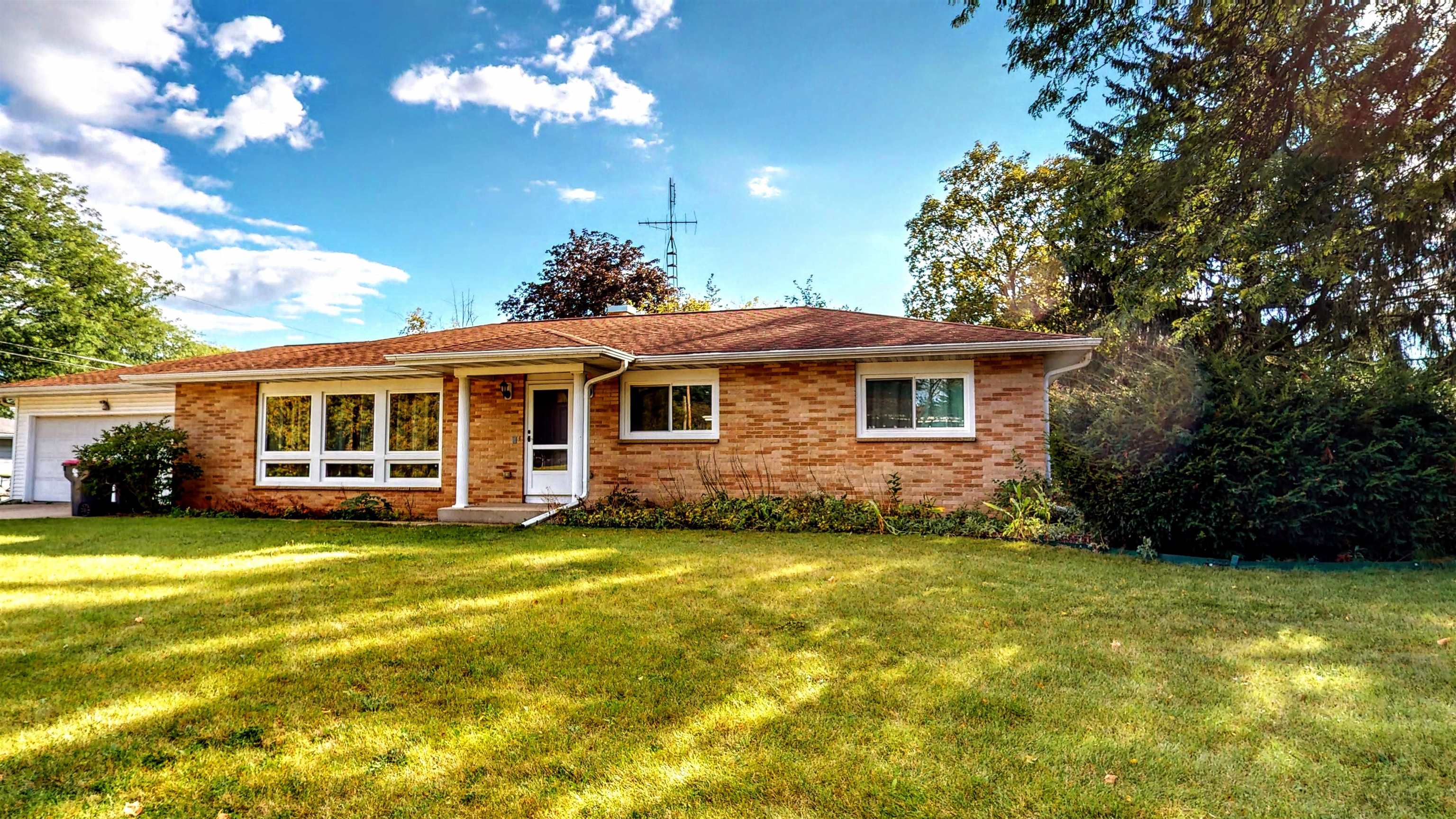 460 Streator Lane