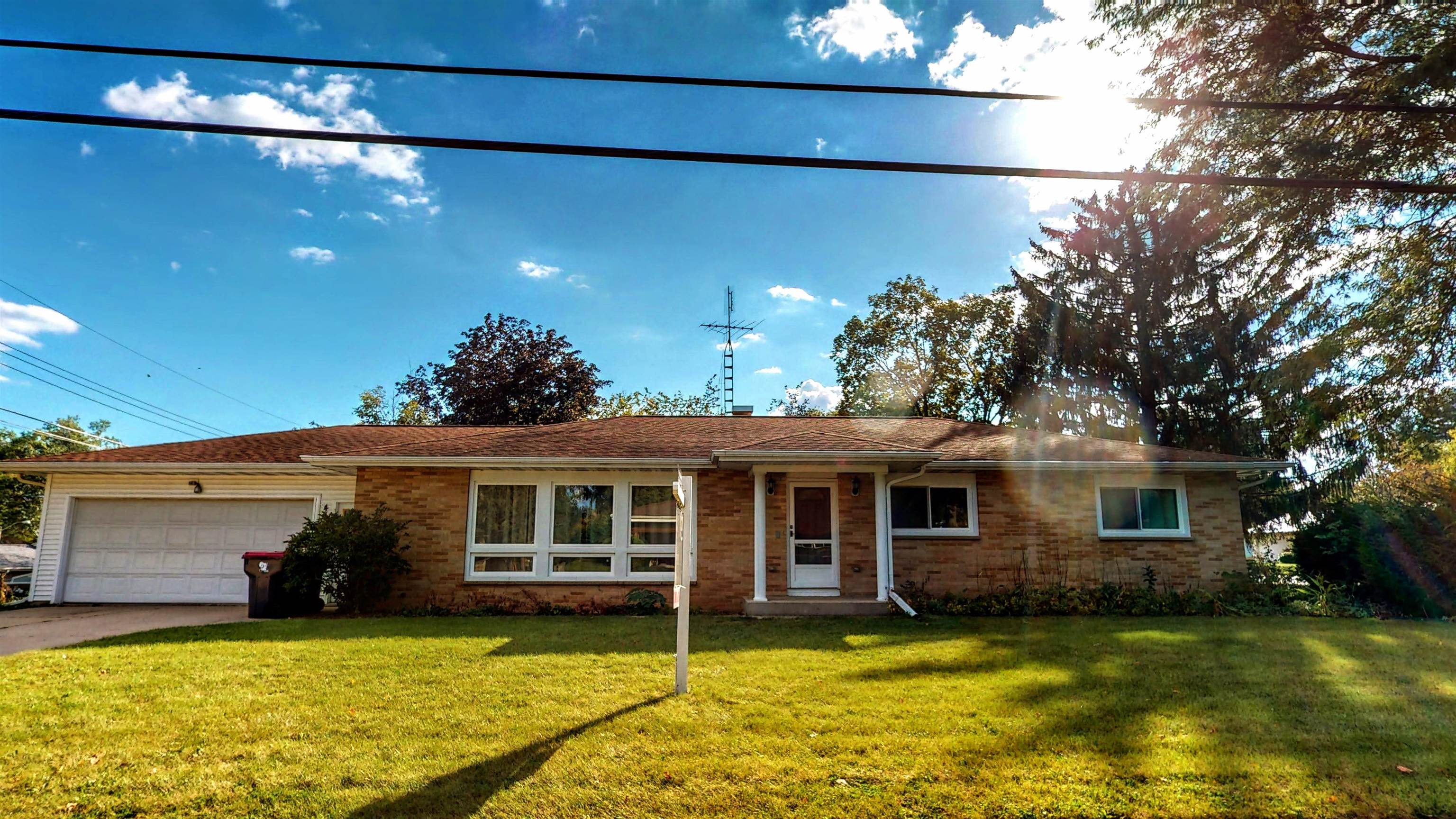 460 Streator Lane