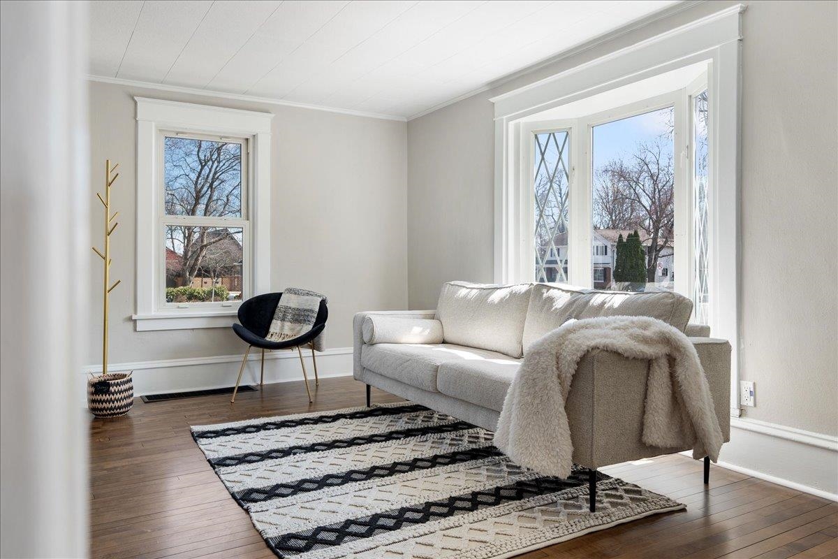 216 S Madison Street