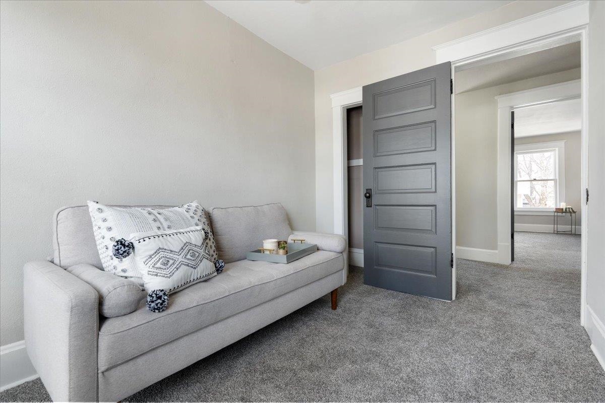 216 S Madison Street