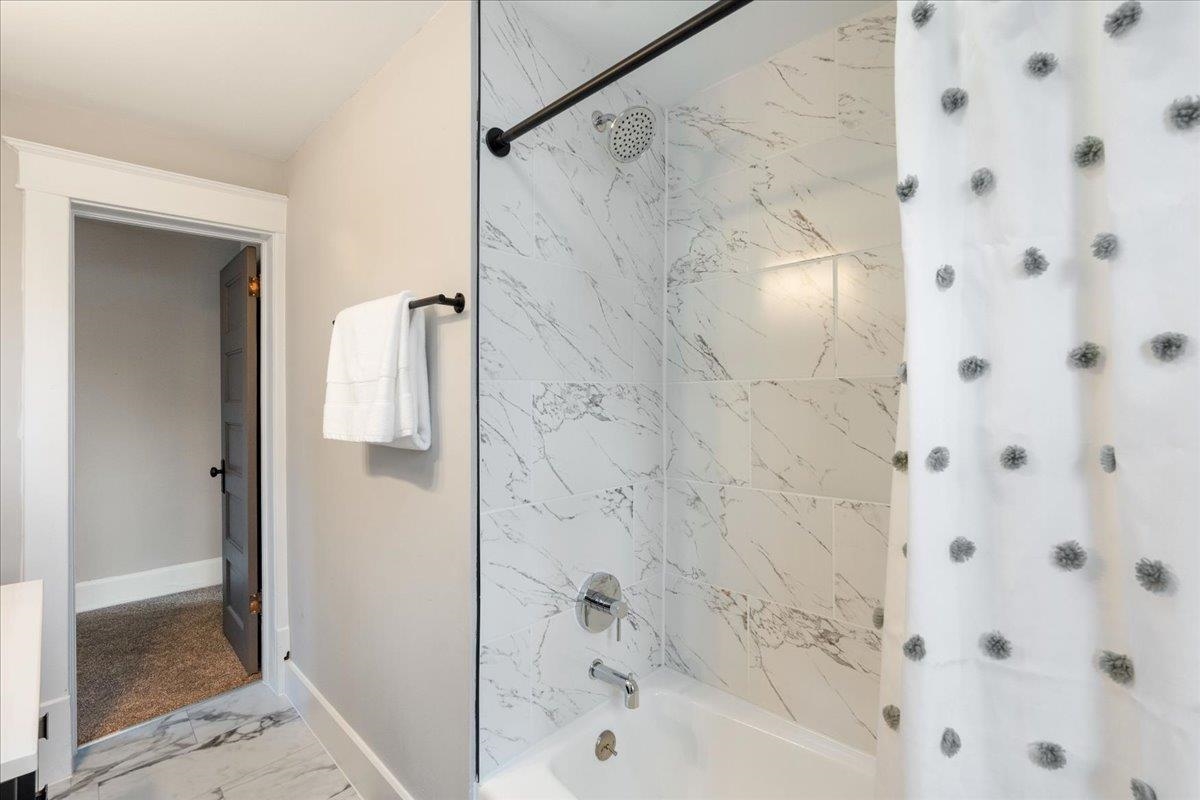 216 S Madison Street