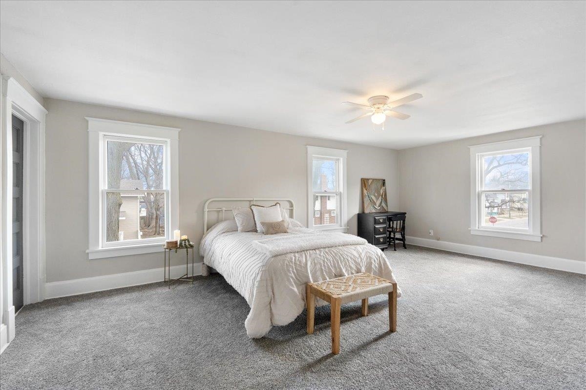 216 S Madison Street