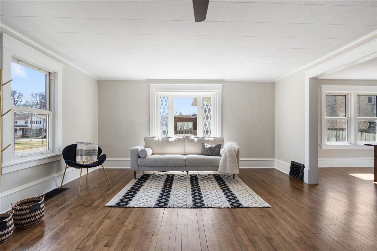 216 S Madison Street