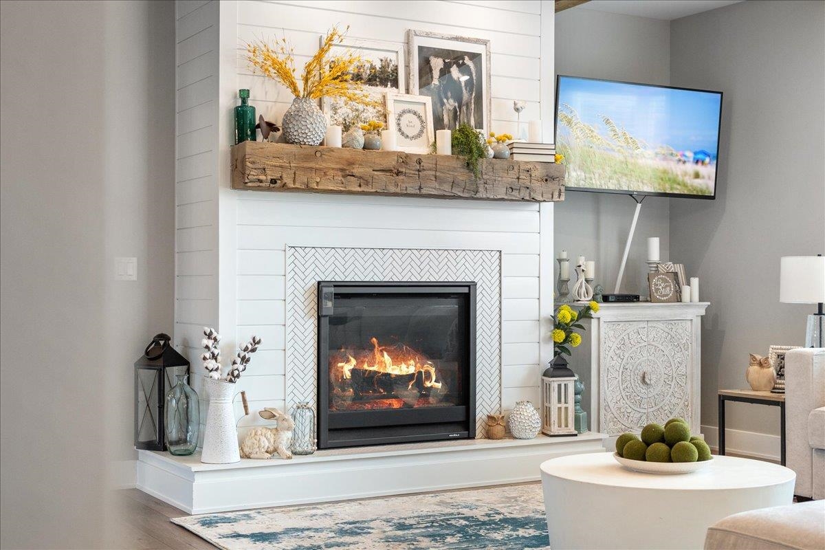 6199 Prairie Wood Drive