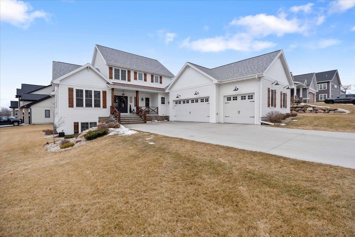 6199 Prairie Wood Drive