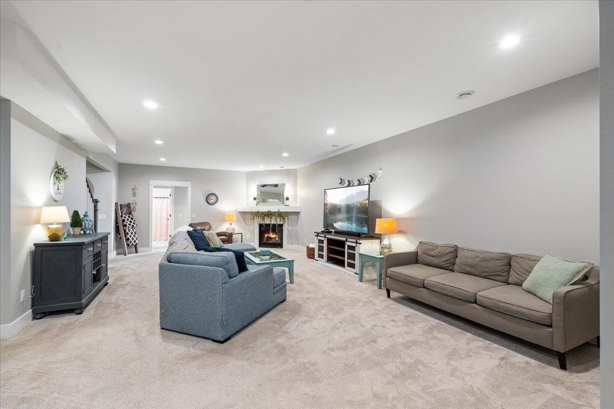 6199 Prairie Wood Drive