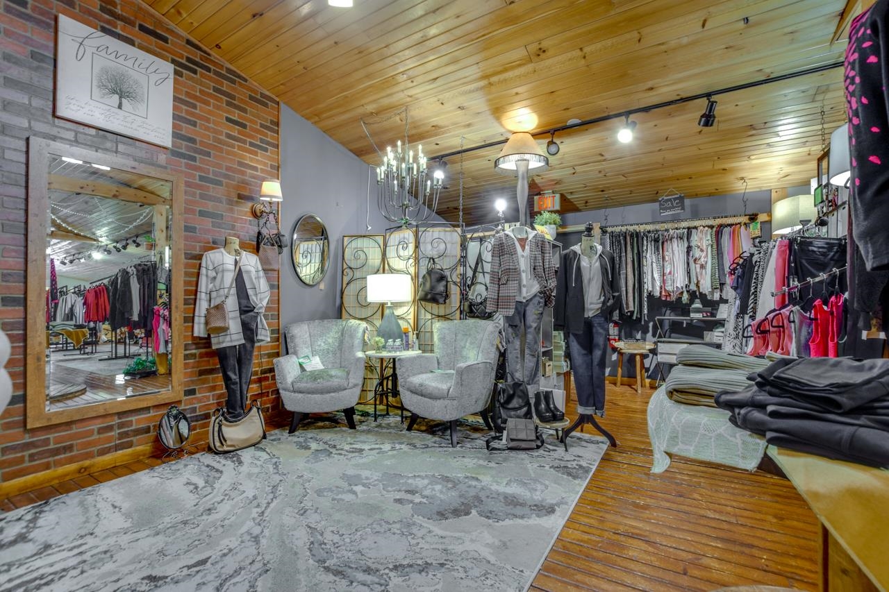5808 Highway 51