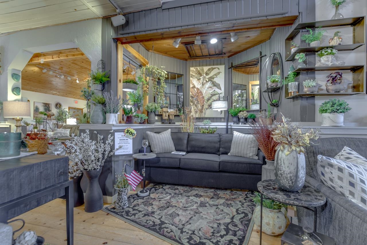 5808 Highway 51