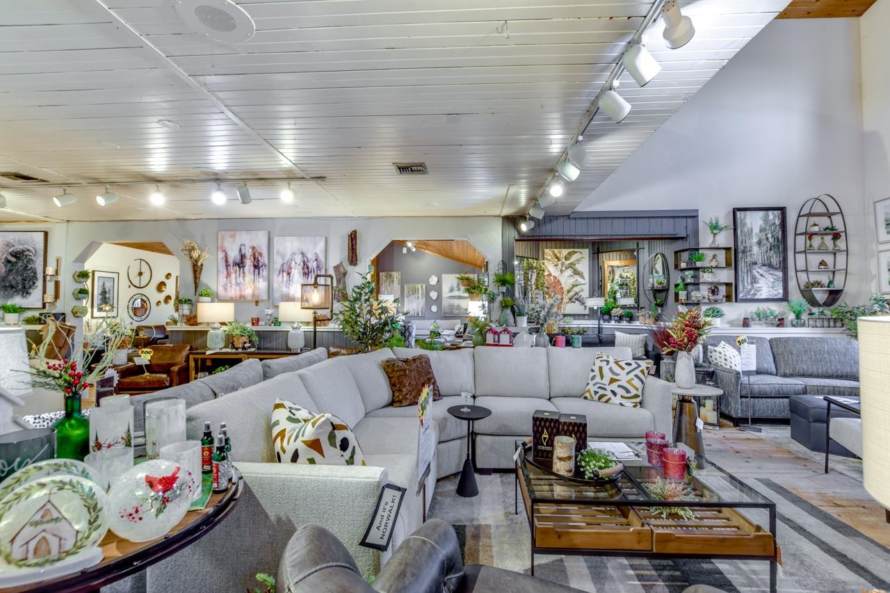 5808 Highway 51