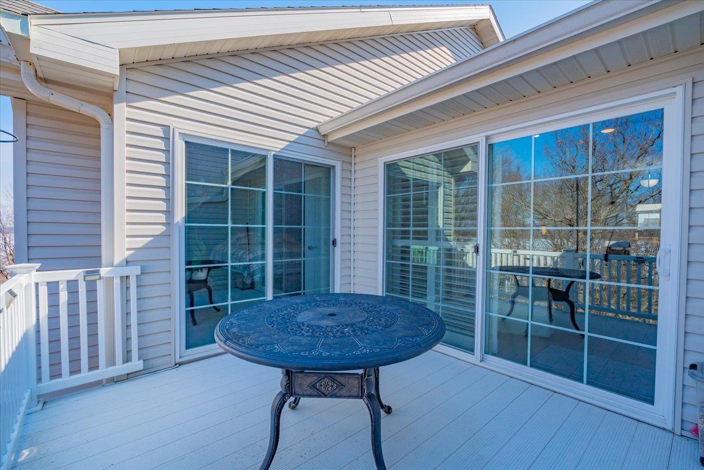 W11562 Island View Court