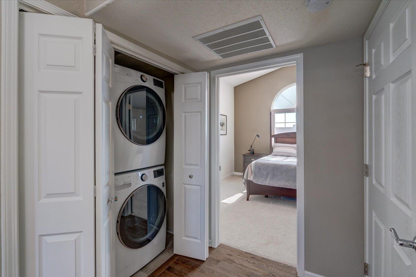 W11562 Island View Court