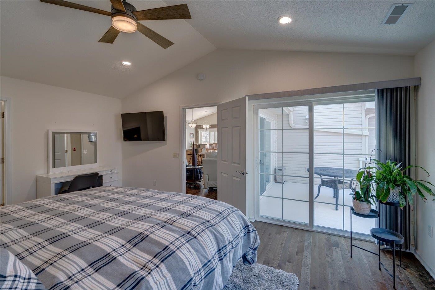 W11562 Island View Court